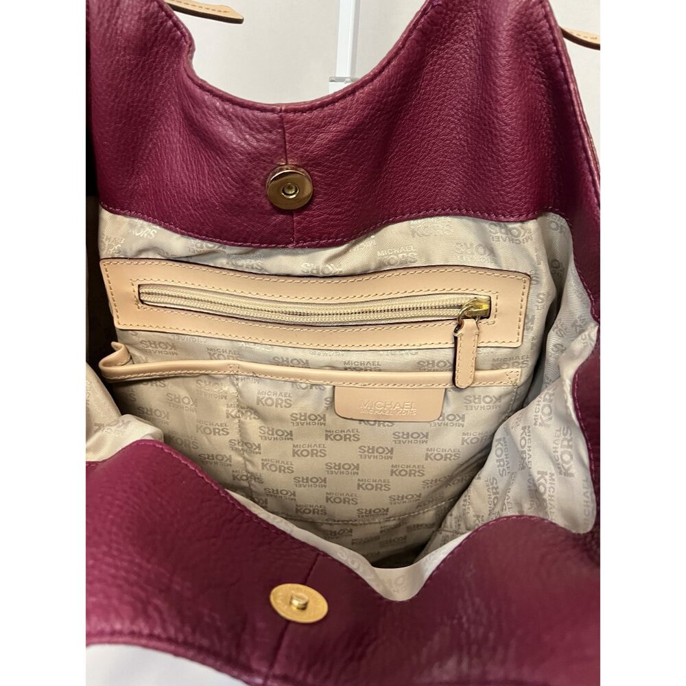 Michael Kors Burgundy Leather Tote Bag With Logo Charm & Adjustable Straps - Picture 5 of 6